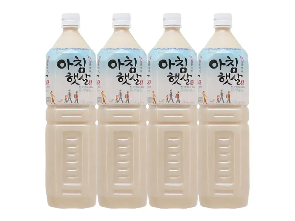 4 chai nước gạo rang Woongjin 1.5 lít 4 chai nước gạo rang Woongjin 1.5 lít