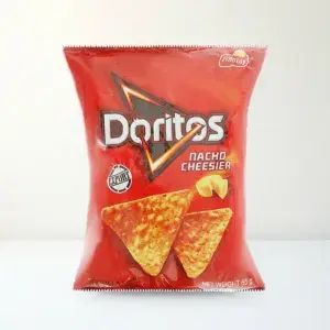 Bao bì mặt trước Snack Bắp Doritos Vị Phô Mai Nacho Cheesier Gói 65 g chính hãng Doritos