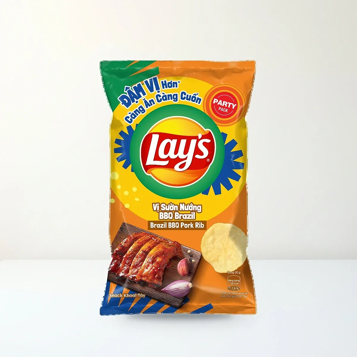 Bao bì mặt trước Snack Khoai Tây Lay's Vị Sườn Nướng BBQ Brazil Gói 90 g chính hãng Lay's Bao bì mặt trước Snack Khoai Tây Lay's Vị Sườn Nướng BBQ Brazil Gói 90 g chính hãng Lay's